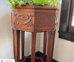 Plant stand